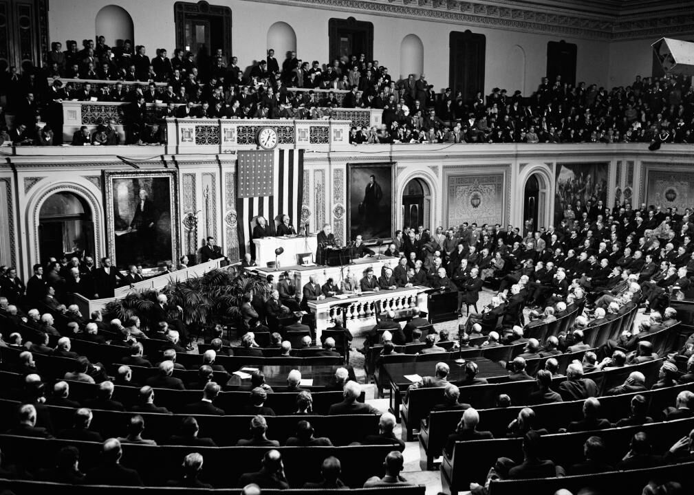 1934